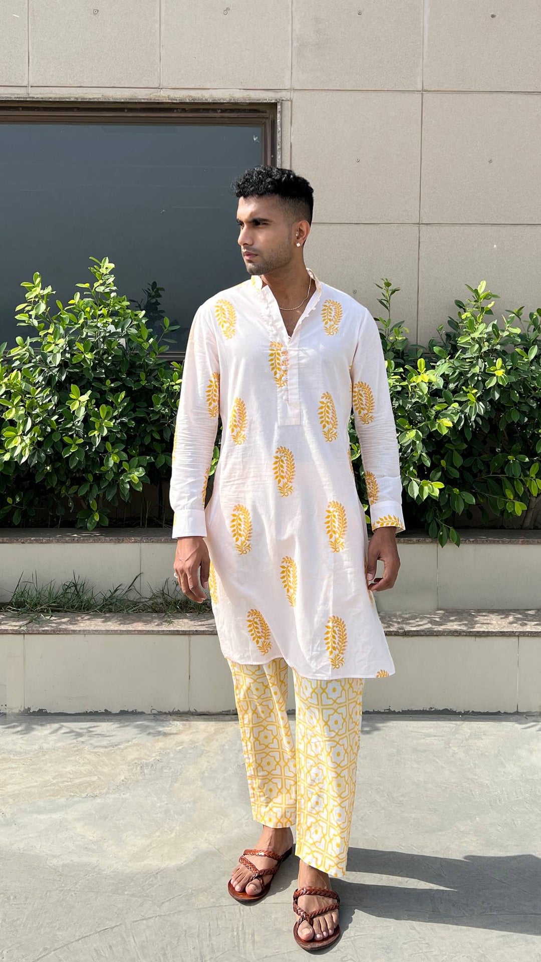 Sunflower Buta Kurta