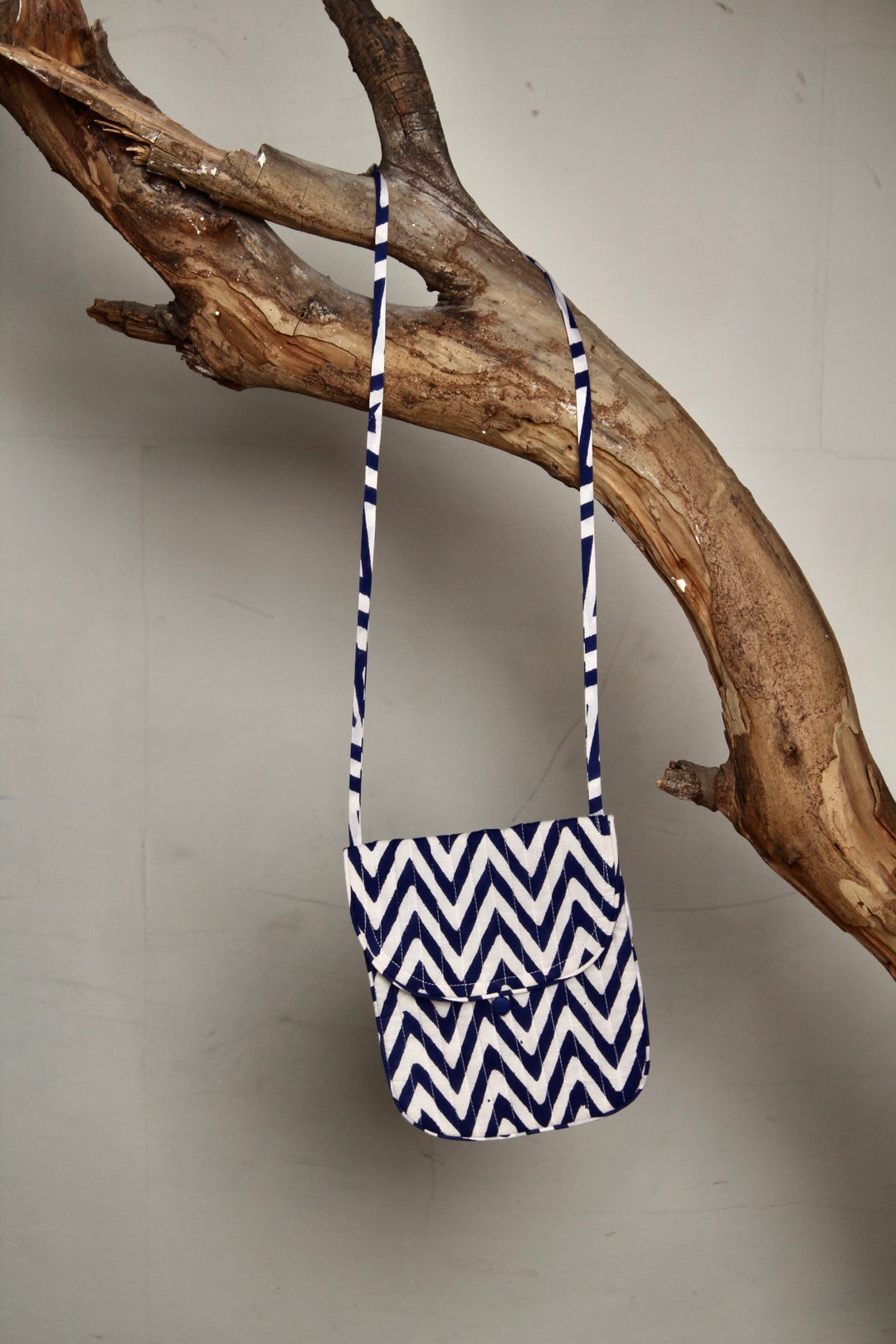 Indigo Chevron Mobile Cover Bag