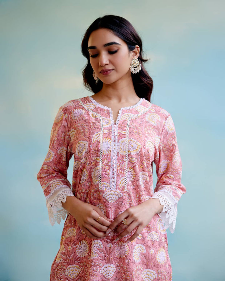 Dusty Rose Kurta with Narrow Pants