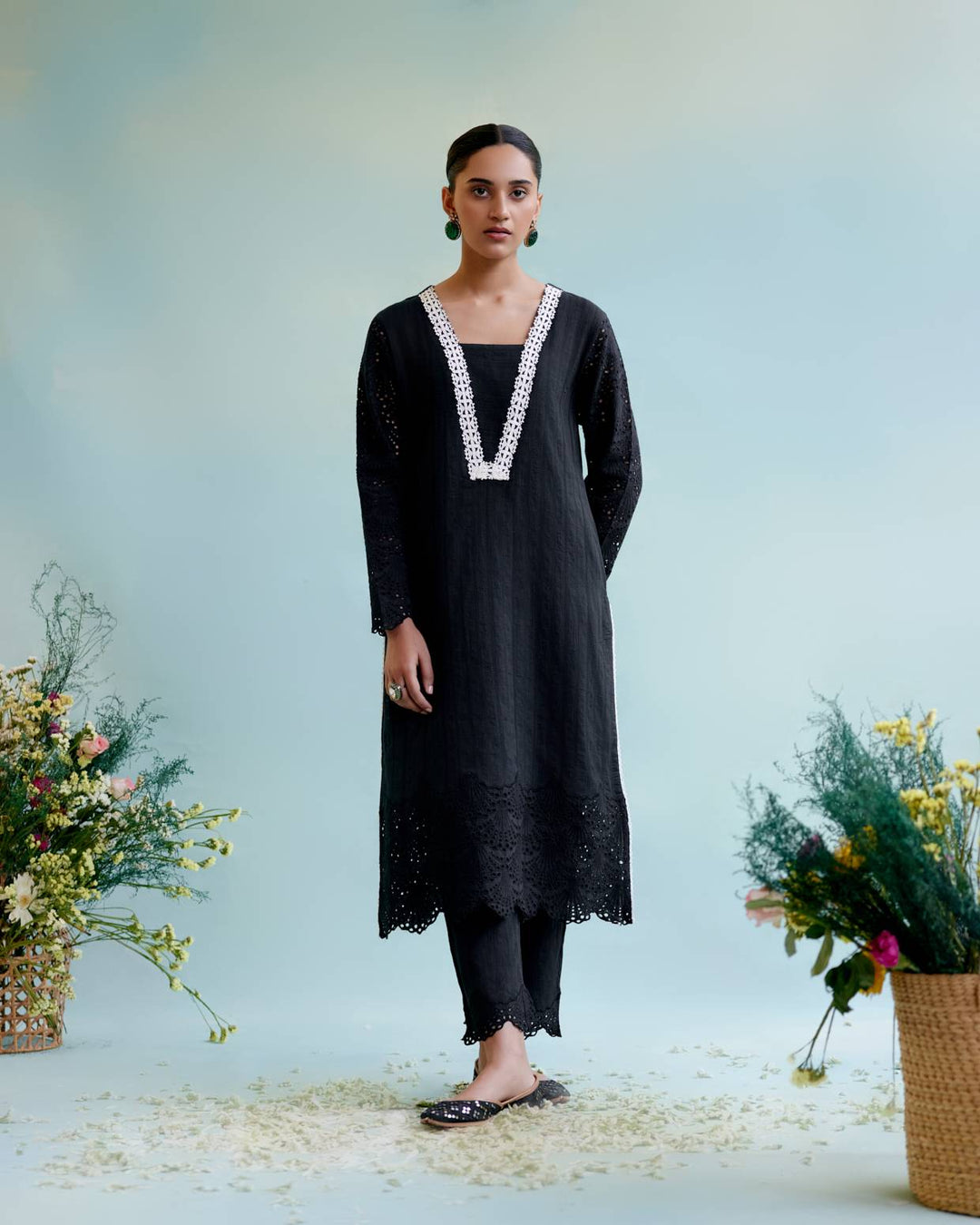 Black Blossom Kurta with Narrow Pants