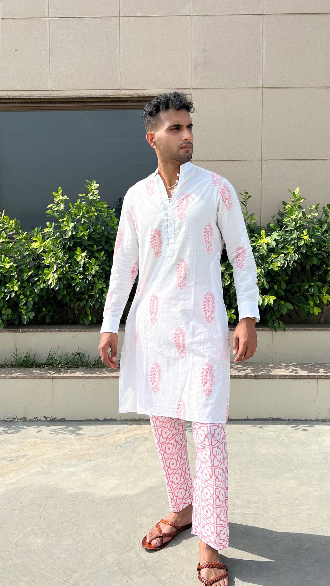 Pink Buta Kurta with Narrow Pants