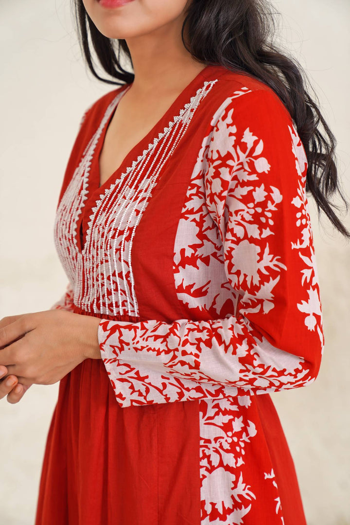 Hibiscus Charm Kurta