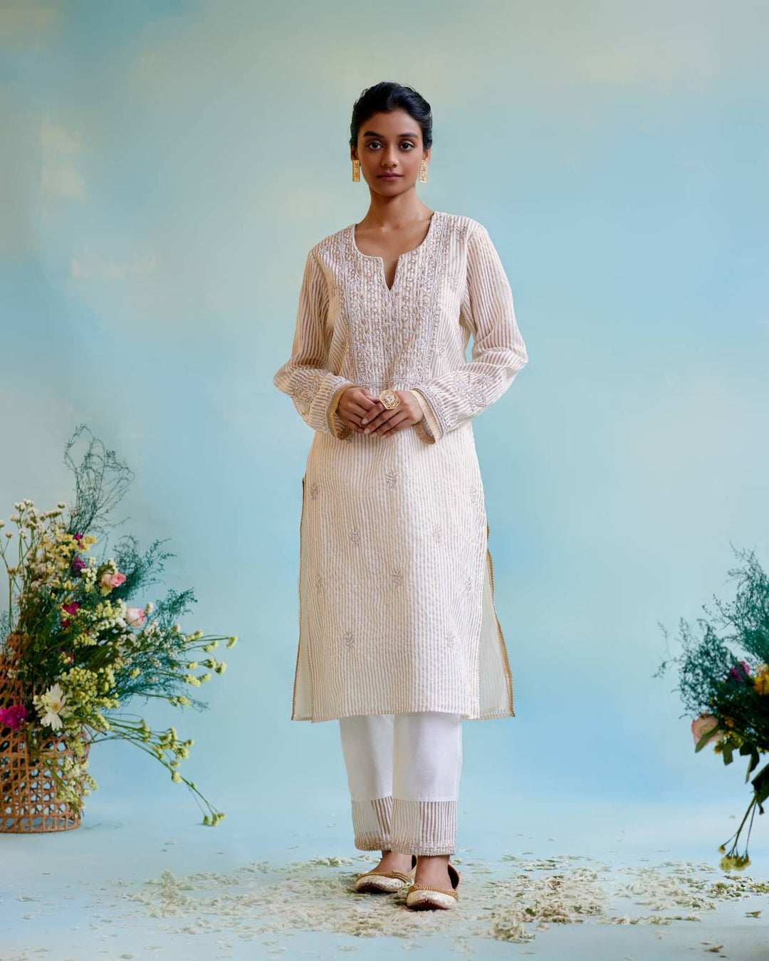 Golden Zari Tissue Kurta with Narrow Pants