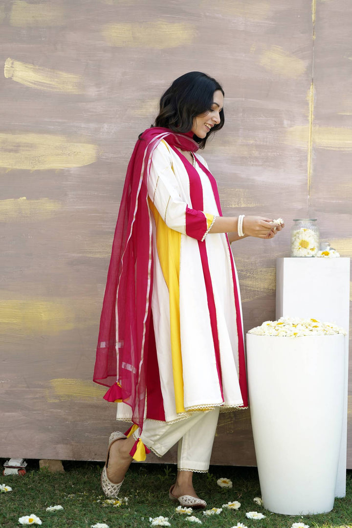 Sunflower Fuchsia Dupatta