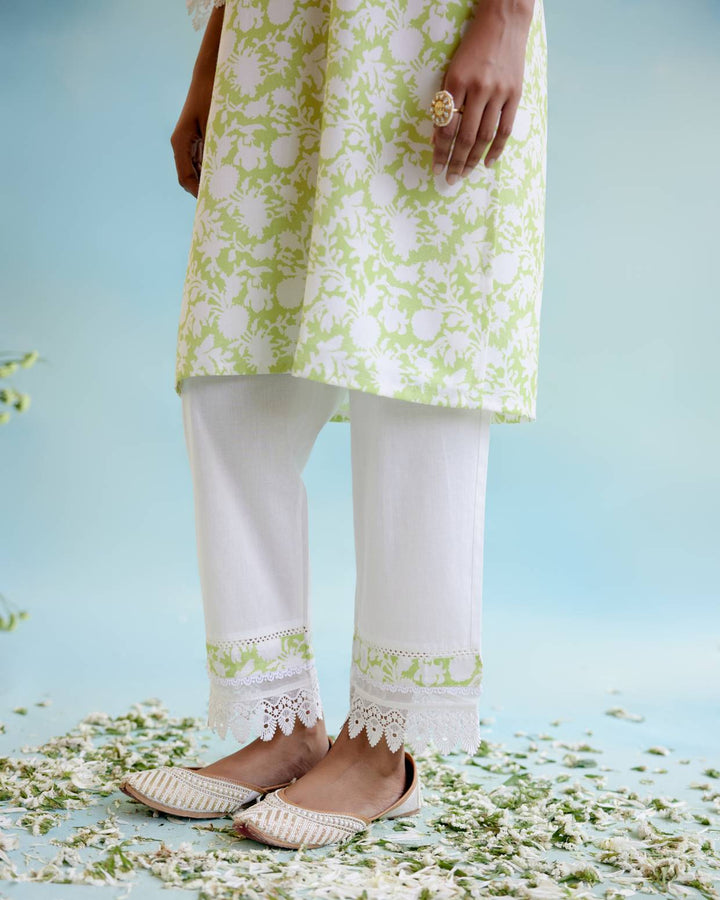 Spring Green Kurta with Narrow Pants