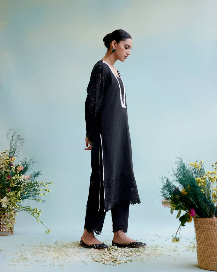 Black Blossom Kurta with Narrow Pants