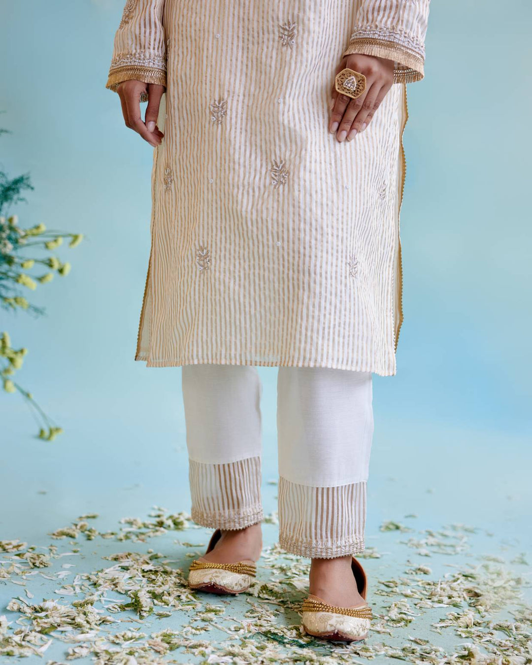 Golden Zari Tissue Kurta with Narrow Pants