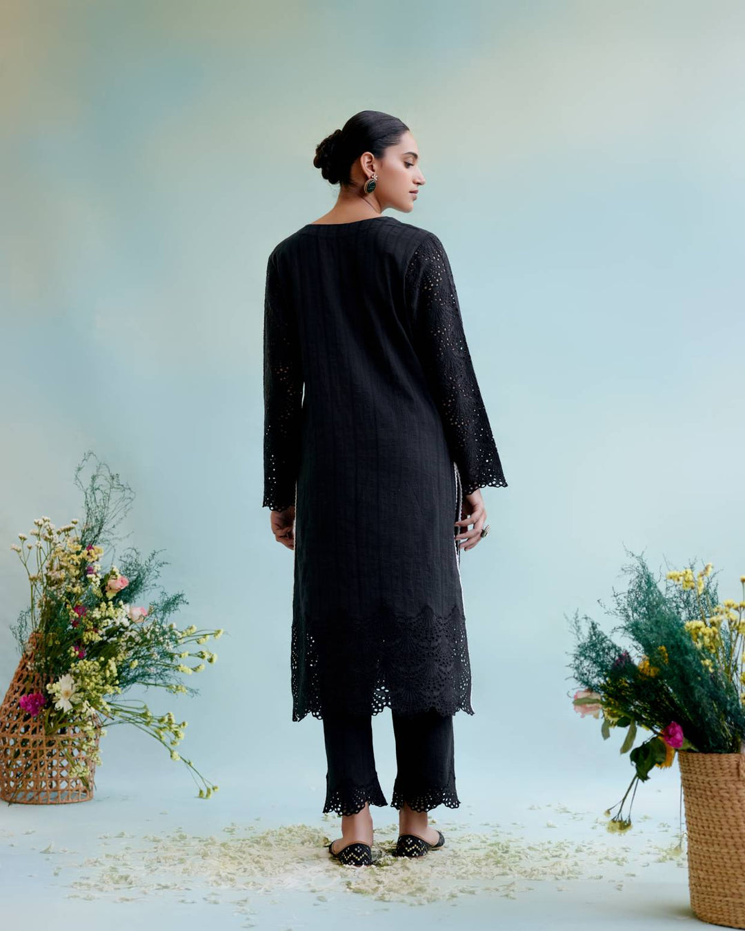 Black Blossom Kurta with Narrow Pants