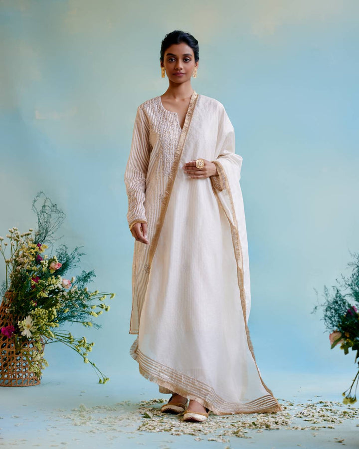 Golden Zari Tissue Kurta with Narrow Pants