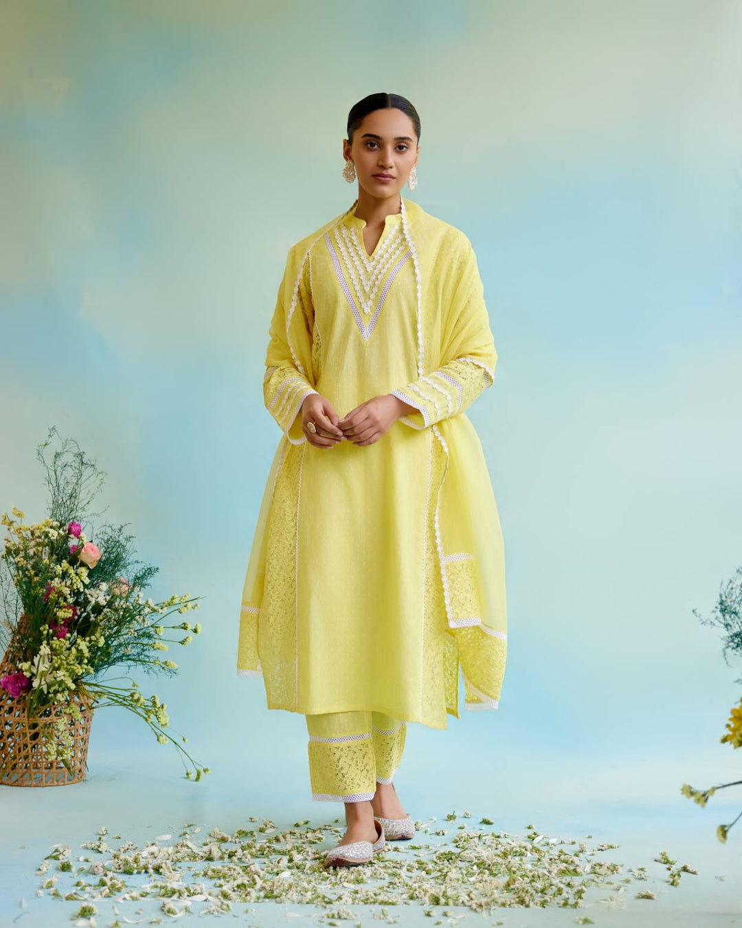 Daylily Kurta with Narrow Pants