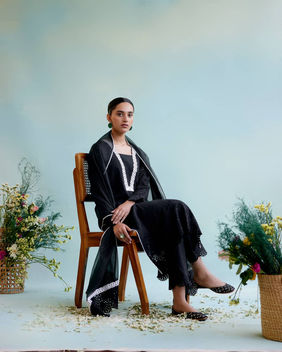 Black Blossom Kurta with Narrow Pants
