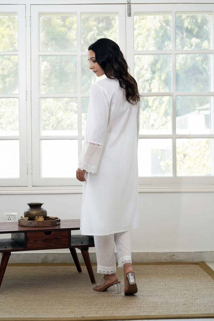 Camellia White Kurta Set with Narrow Pants