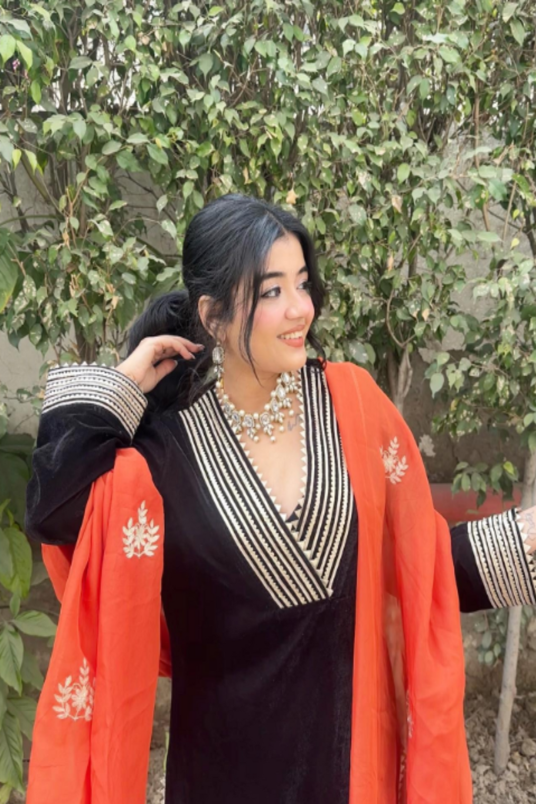 Black Velvet Kurta Set - Gaurie Rohatgi