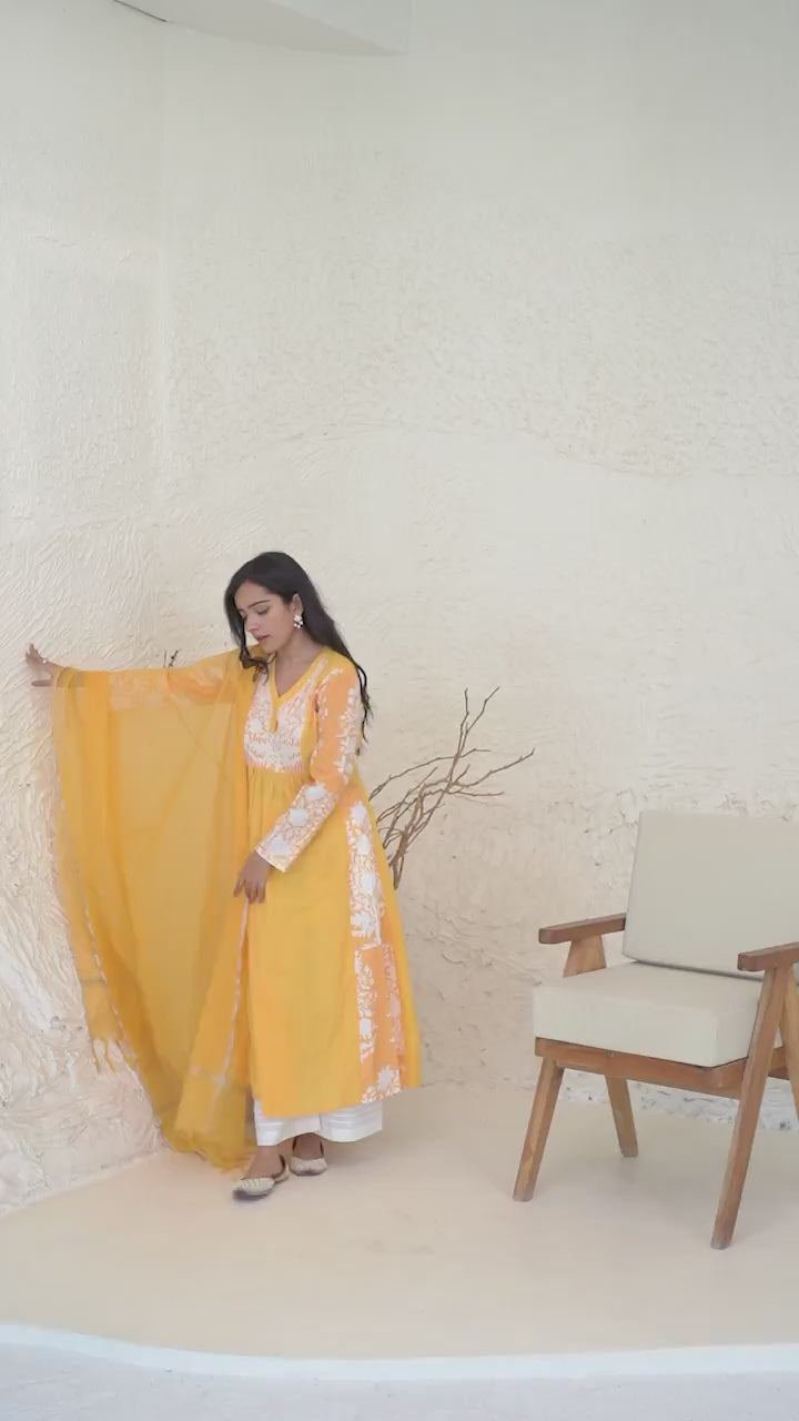 Sunflower Charm Kurta with Wide Leg Pants