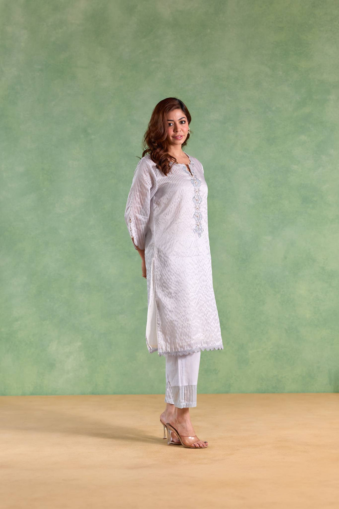 Sky Scallop Zari Kurta with Narrow Pants and Dupatta - Set of 3