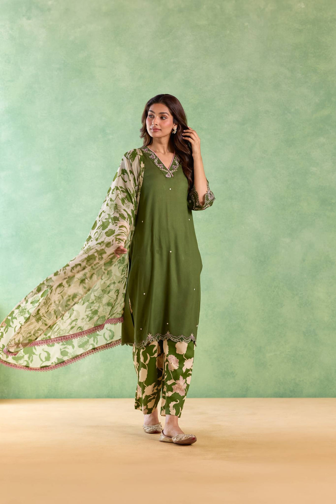 Moss Petal Scallop Kurta with Flared Pants and Dupatta - Set of 3