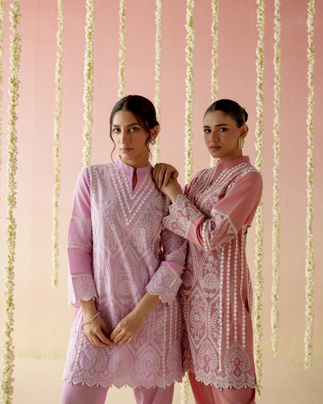 Zinnia Pink Kurta with Narrow Pants and Dupatta- Set of 3