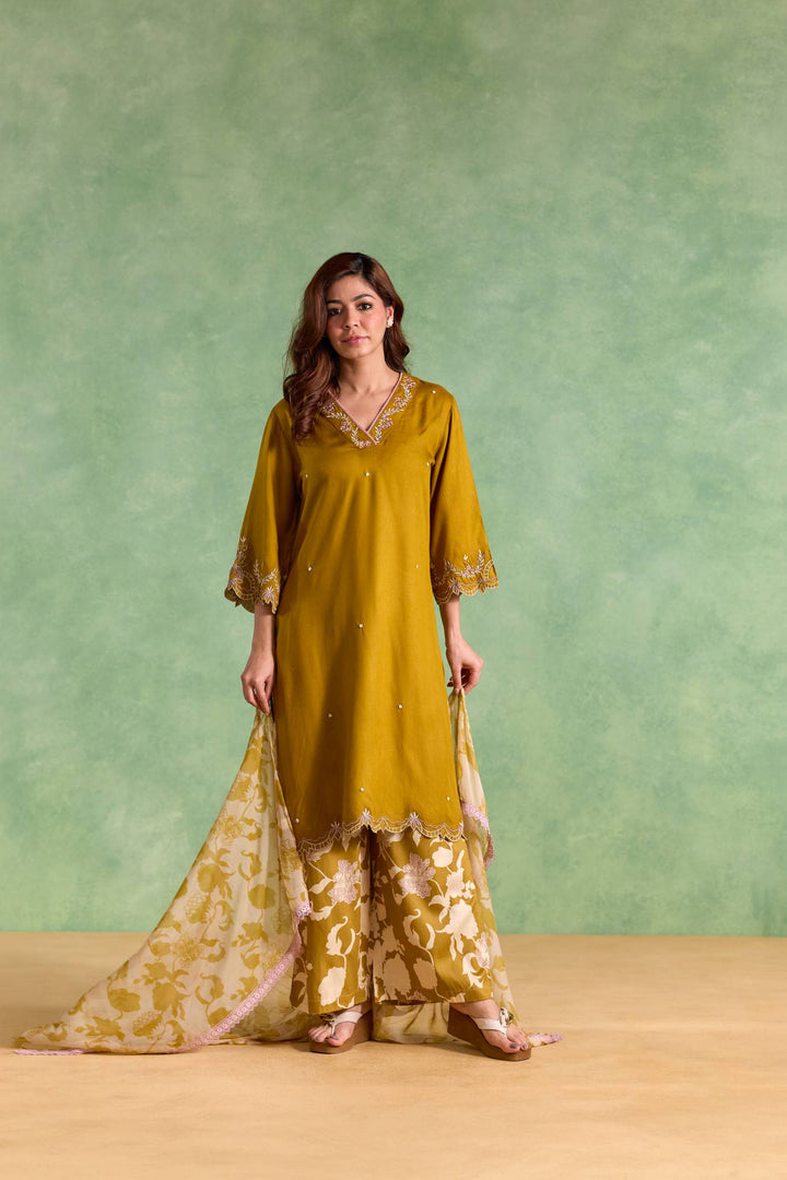 Olive Gold Scallop Kurta with Flared Pants and Dupatta - Set of 3