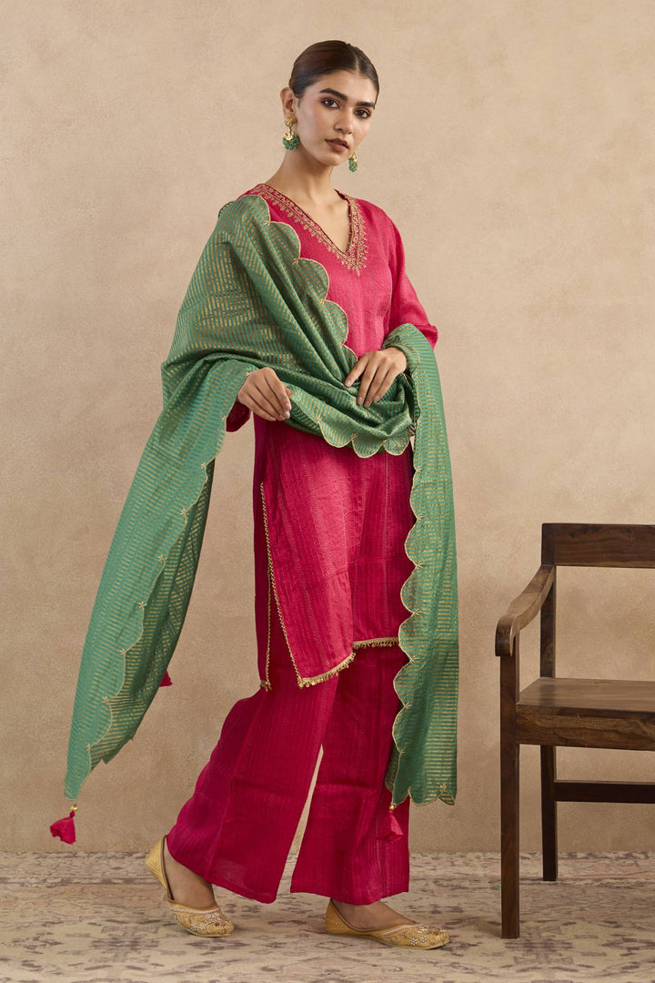 Fuchsia Green Scallop Dupatta