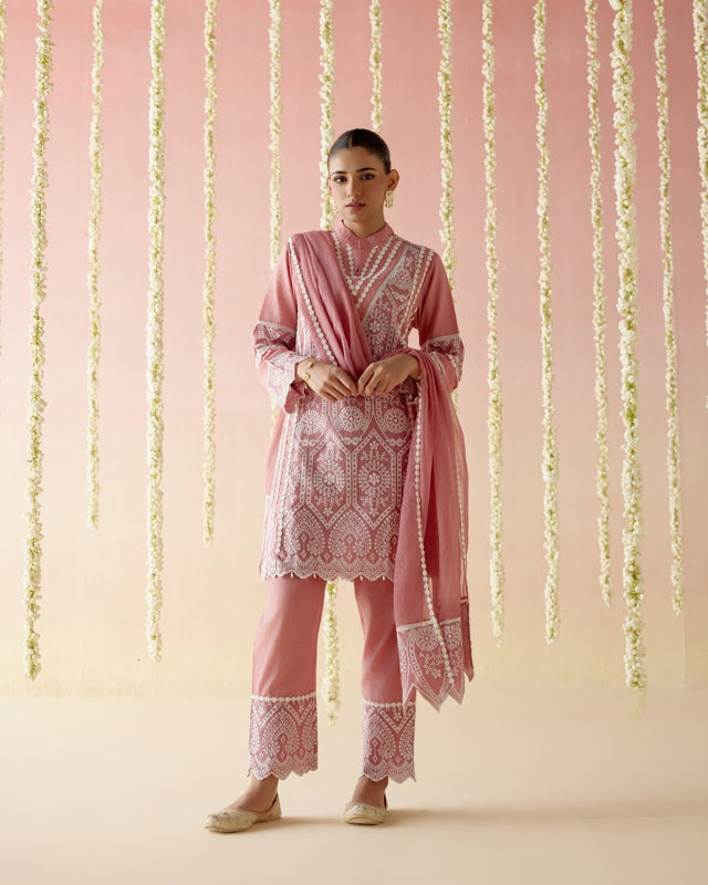 Zinnia Pink Kurta with Narrow Pants and Dupatta- Set of 3