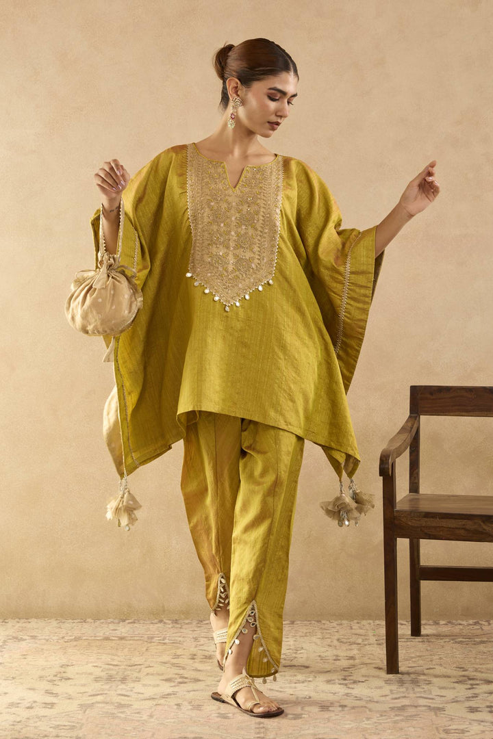 Olive Lily Dori Kaftan with Tulip Pants - Set of 2