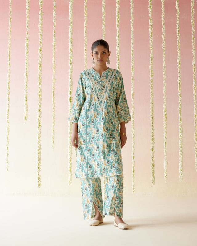 Cremon Blue Floral Kurta with Narrow Pants- Set of 2