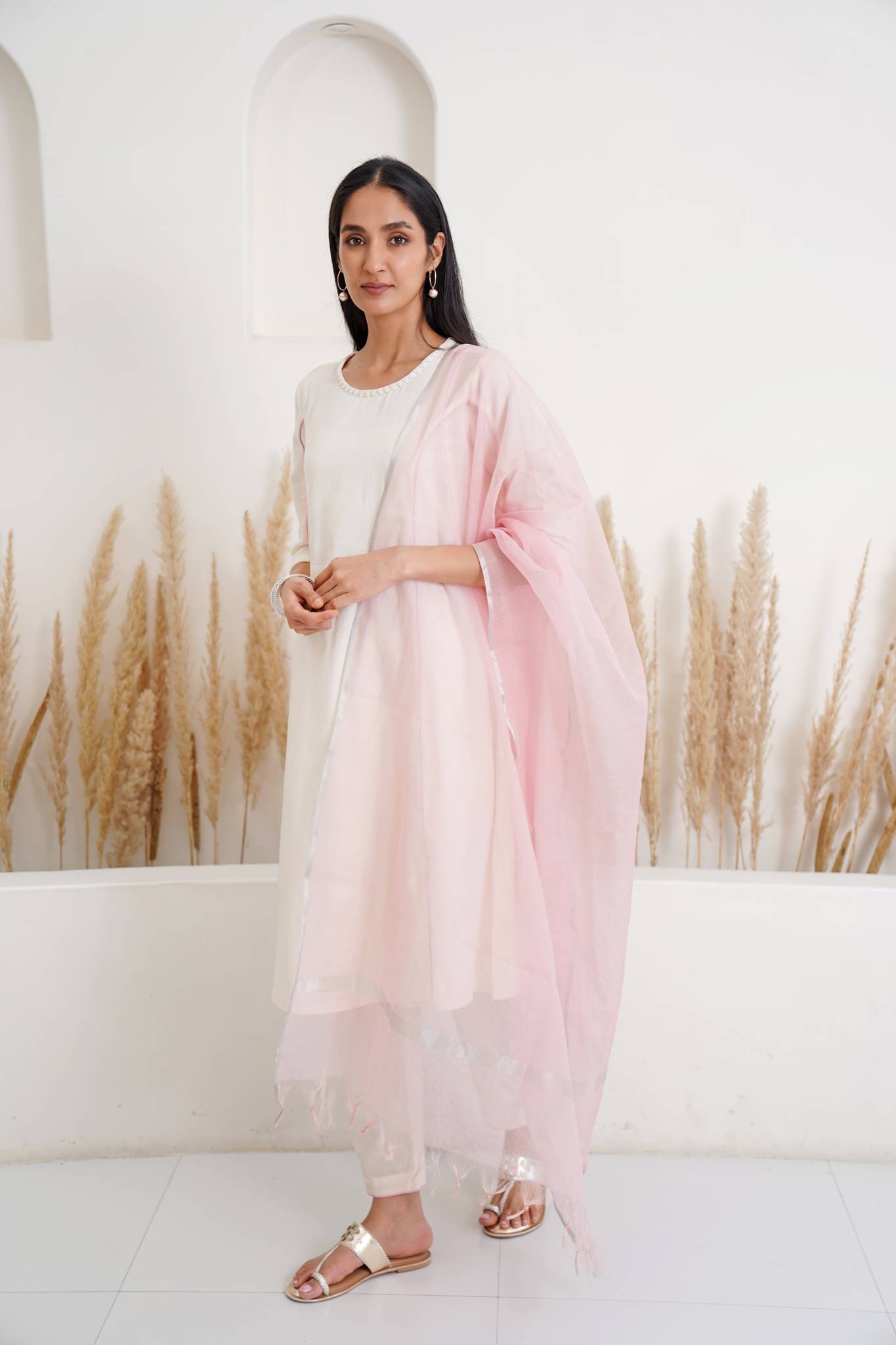 White Suit Wth Pink Dupatta Buy Pink Pearl Dupatta Nero India