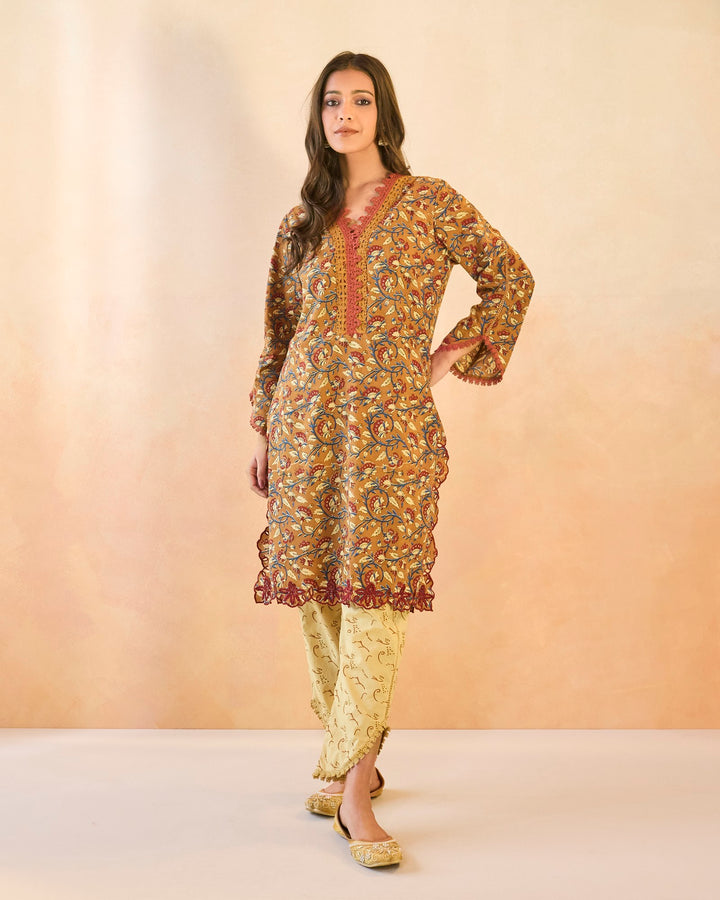 Brown Petal Scallop Kurta with Tulip Pants - Set of 2