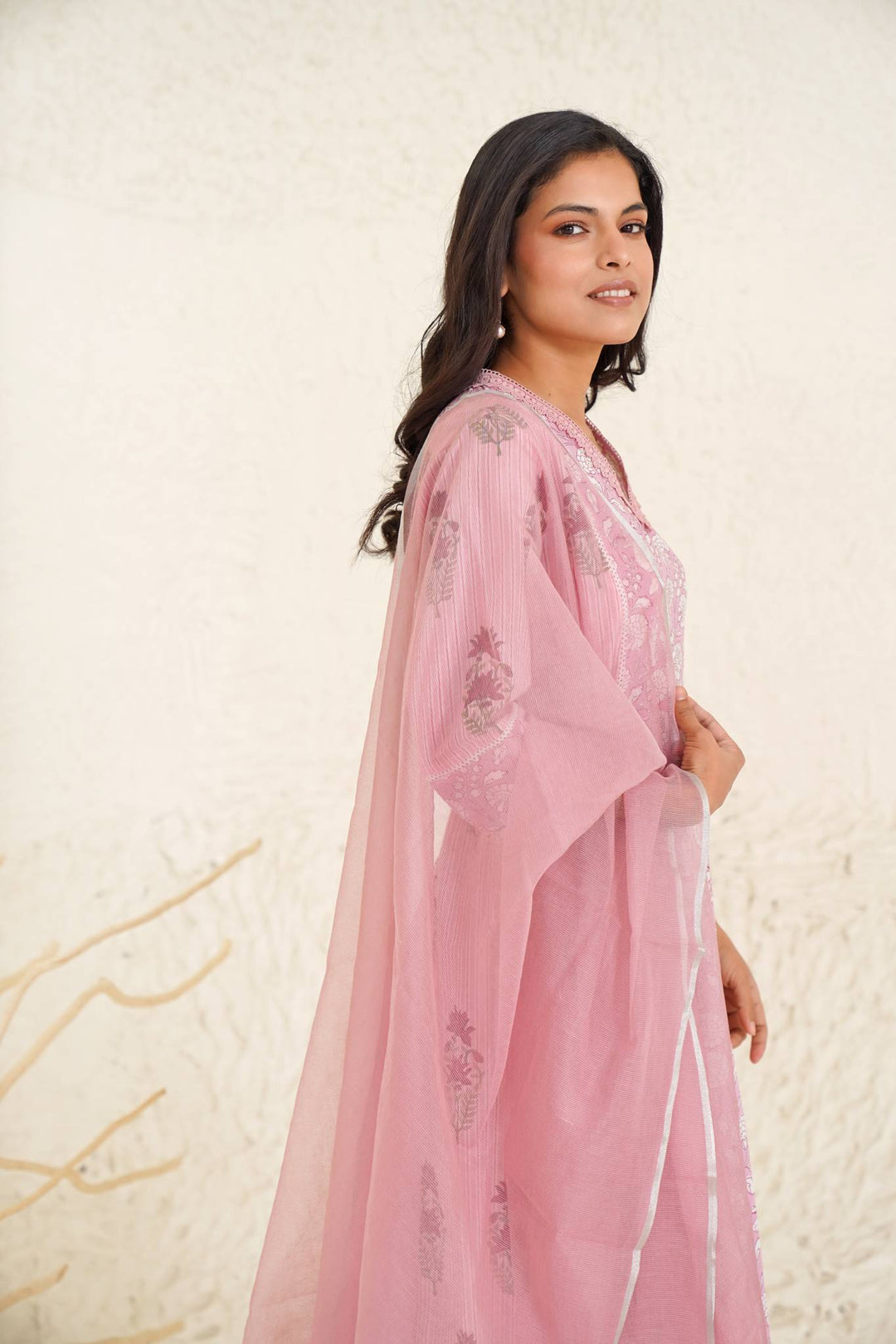 Rose cameo Dupatta