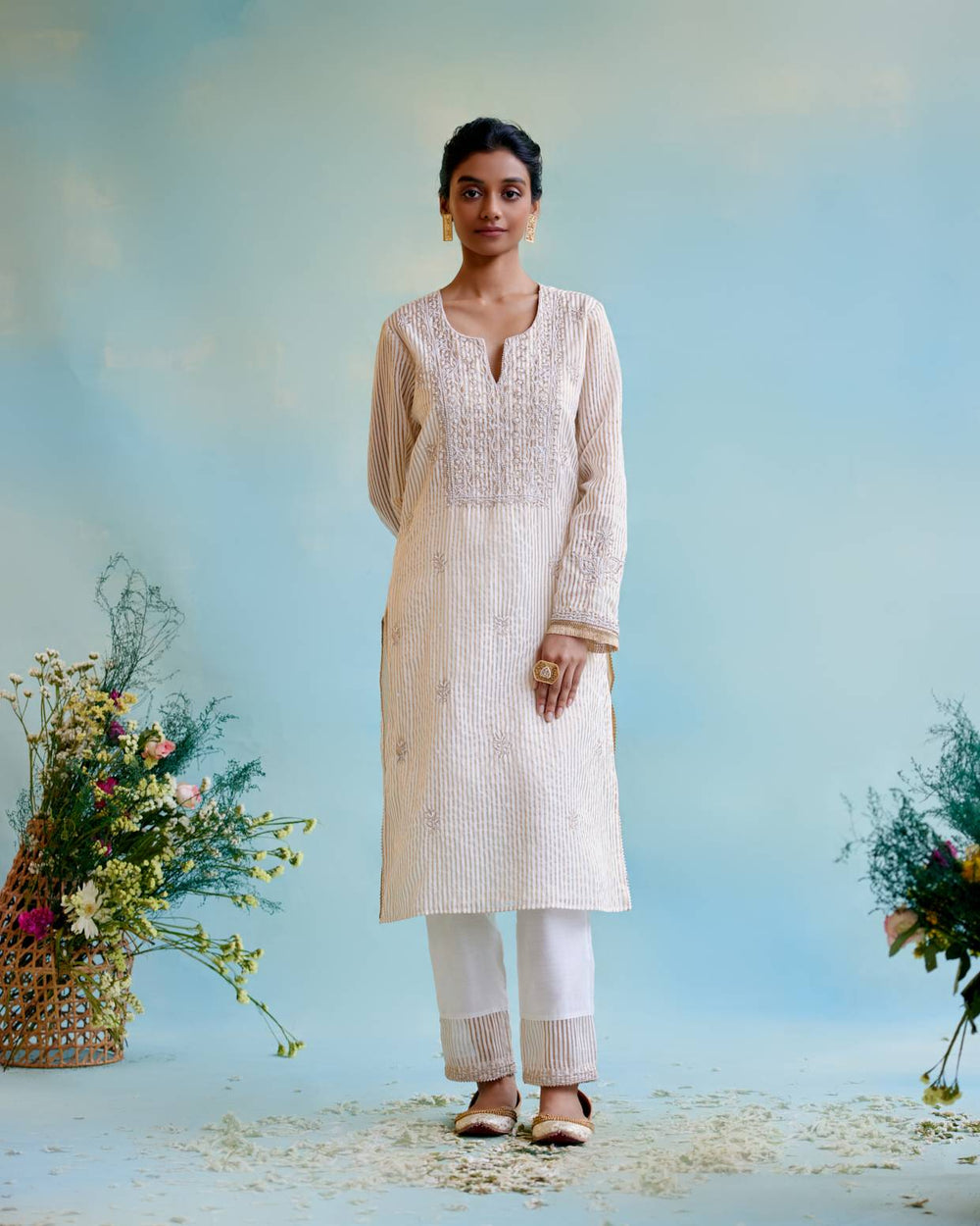 Golden Zari Tissue Kurta with Narrow Pants