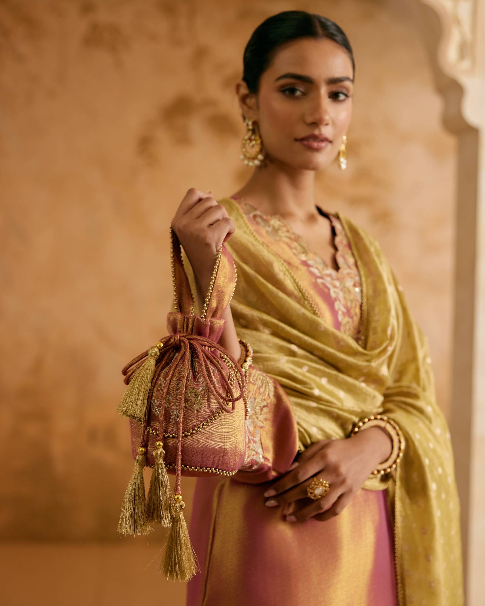 Buy Ladies Accessories Online | Nero India