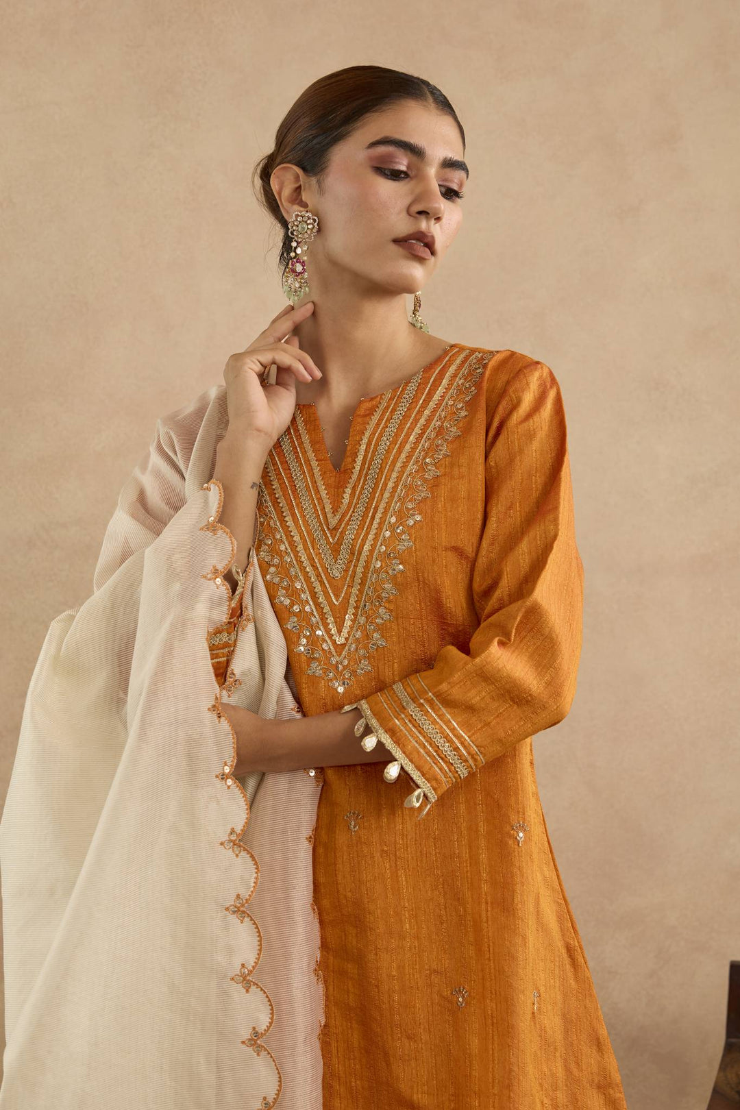 Amber Dahlia Embroidered Kurta with Flared Pants and Scallop Dupatta - Set of 3