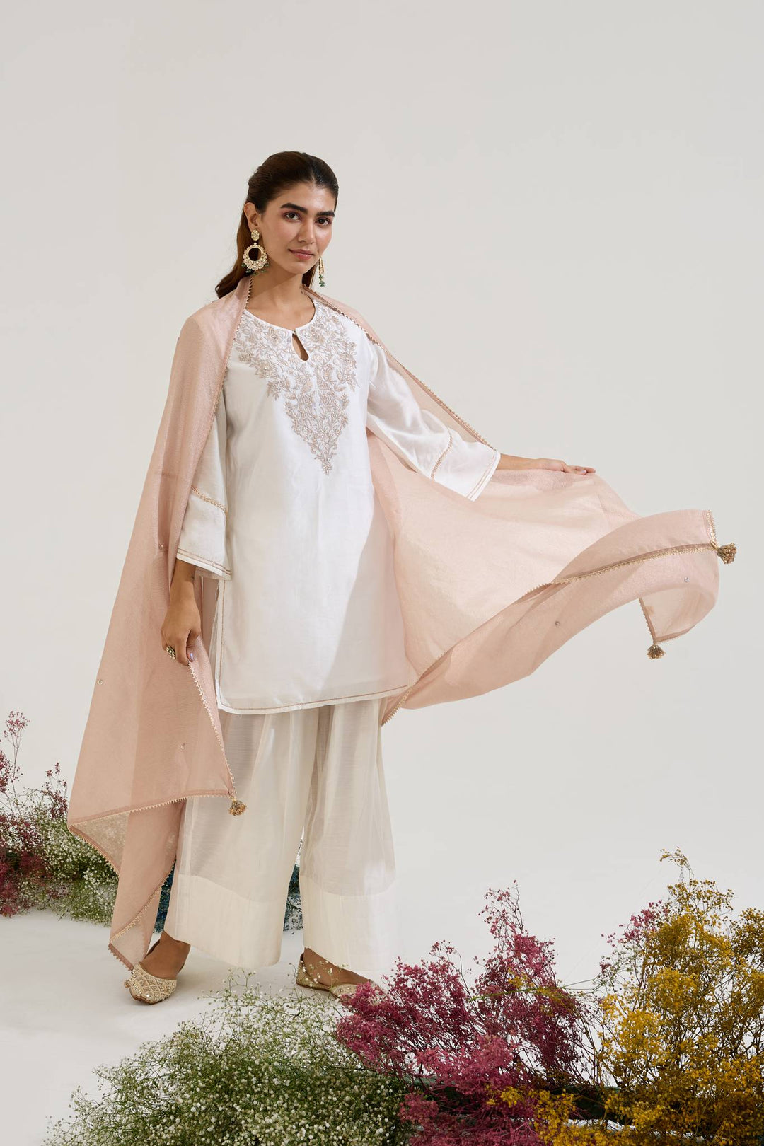 Rosy White Zari Dupatta