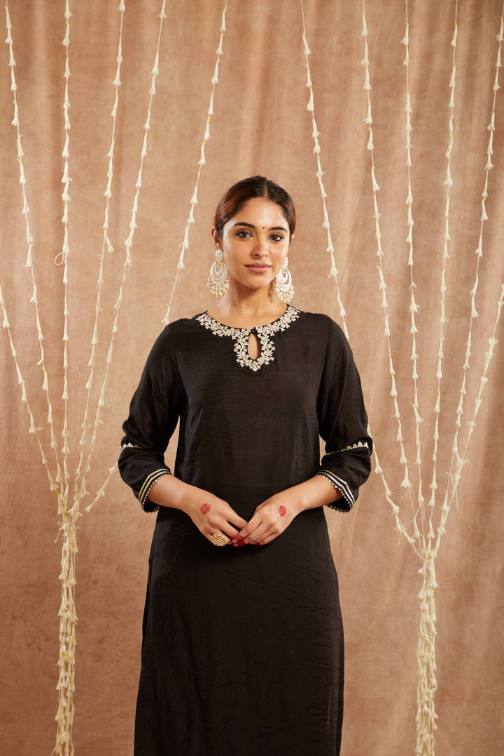 Black Dori Chanderi Kurta with Narrow Pants