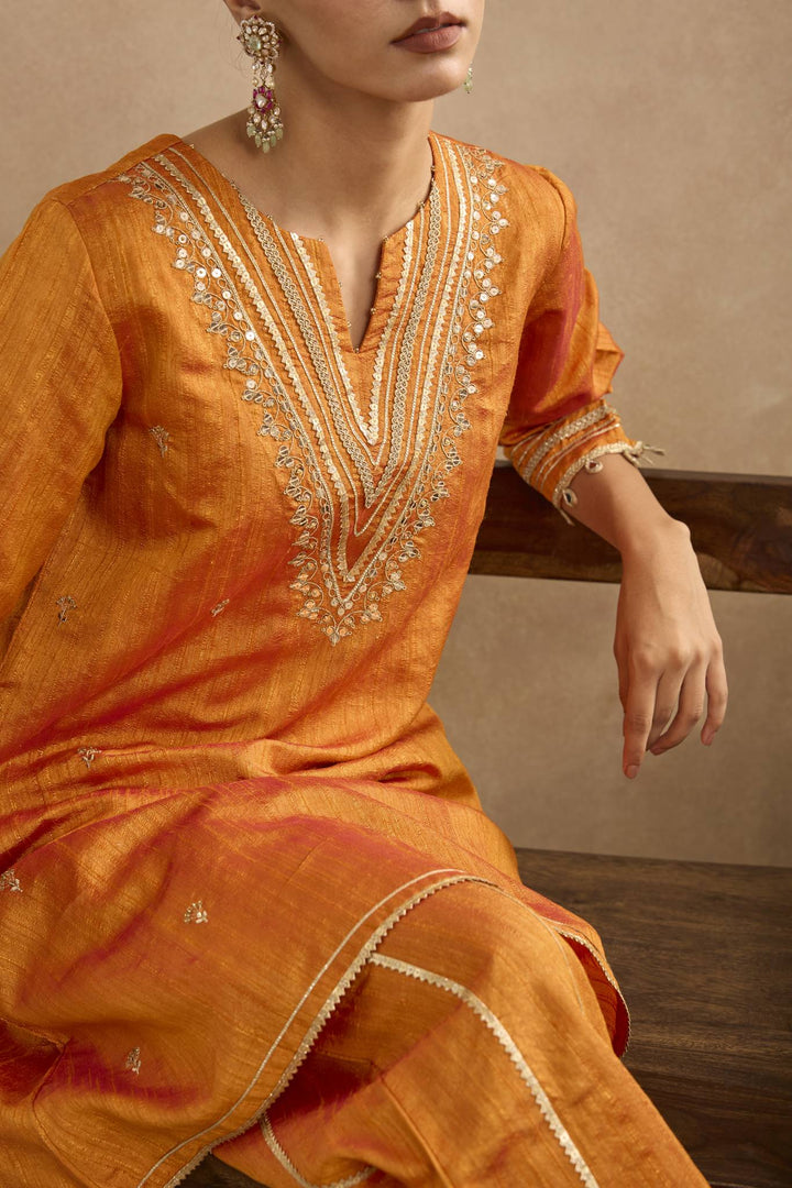 Amber Dahlia Embroidered Kurta with Flared Pants - Set of 2