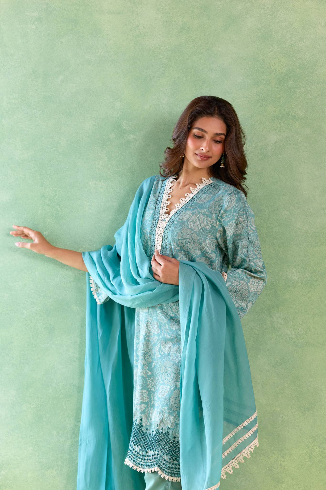 Sea Lily Kurta with Tulip Pants and Dupatta - Set of 3