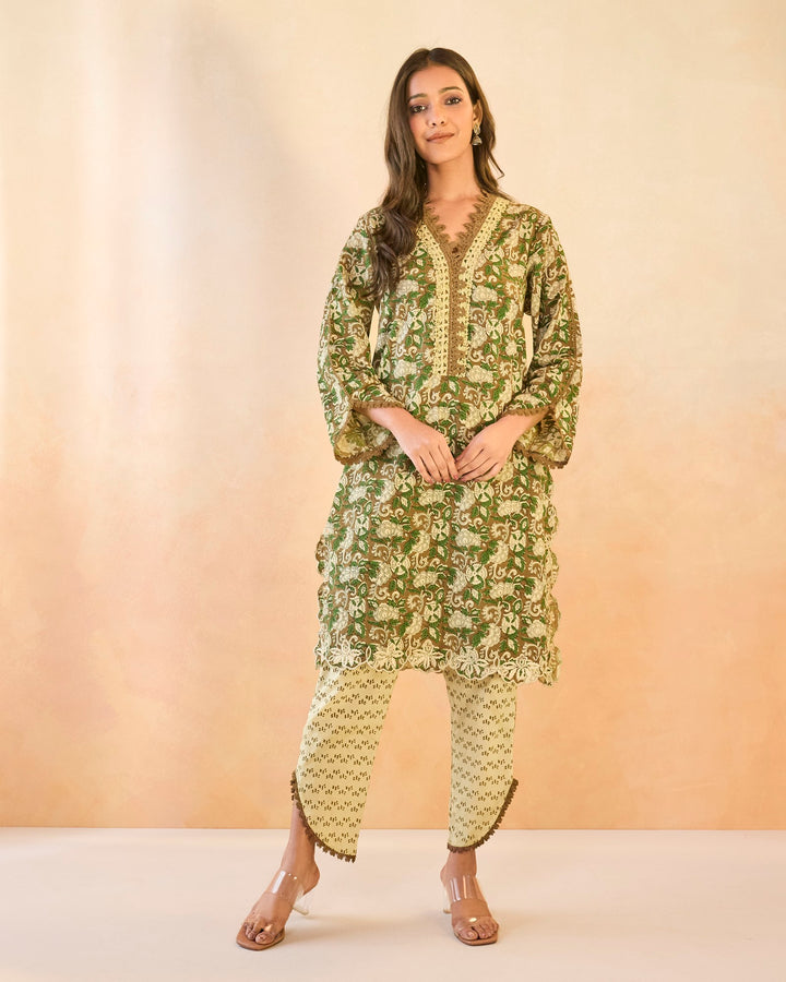 Olive Petal Scallop Kurta with Tulip Pants - Set of 2