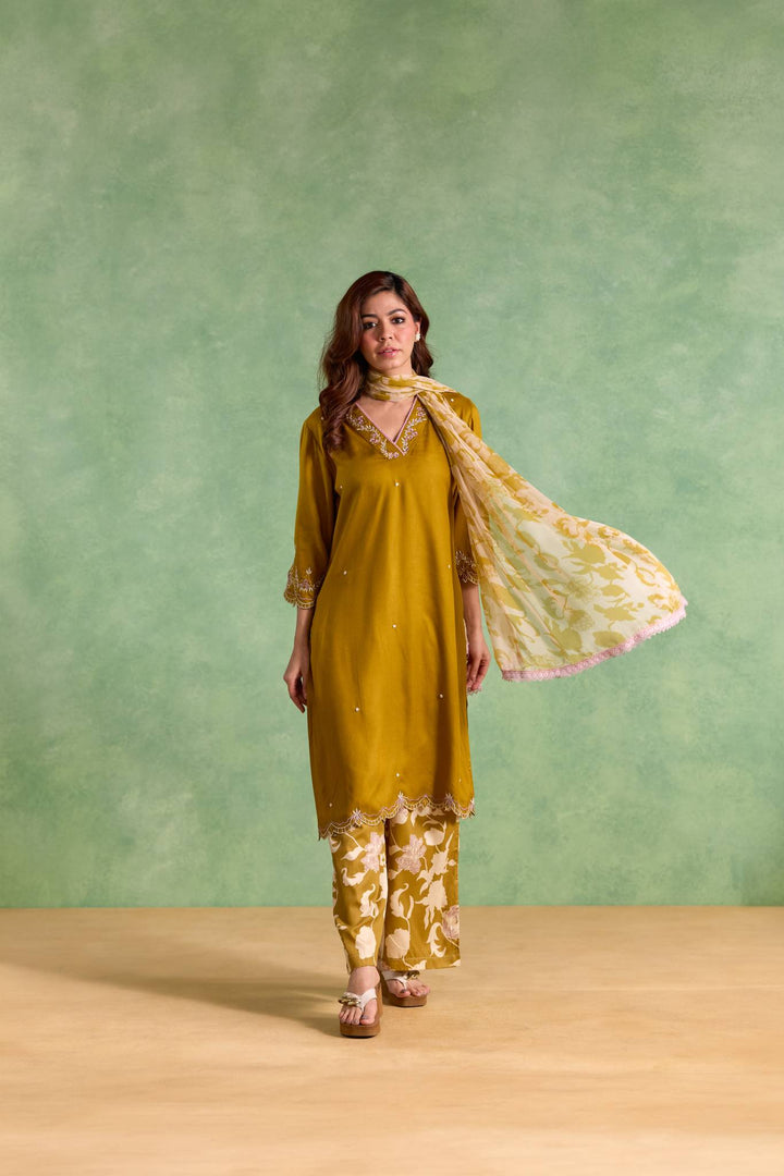 Olive Gold Scallop Kurta with Flared Pants and Dupatta - Set of 3