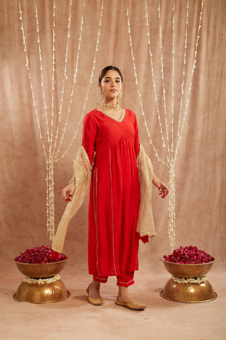 Red Charm Chanderi Kurta with Narrow Pants and Dupatta - Set of 3