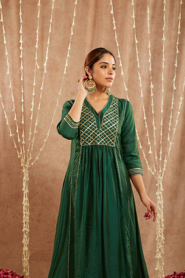 Emerald Green Gota Chanderi Kurta with  Wide Leg Pants and Dupatta - Set of 3