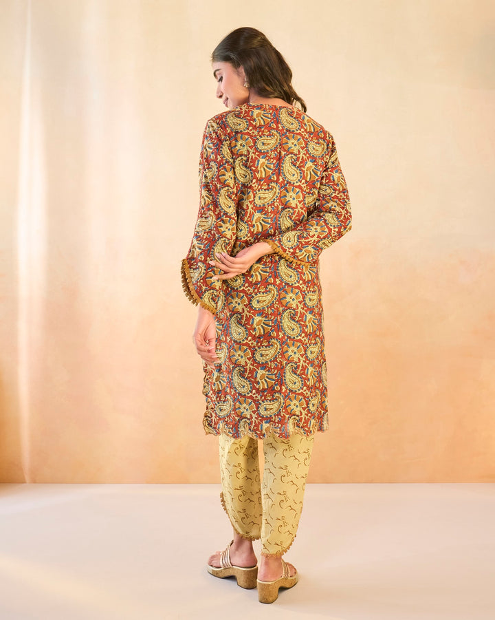 Ruby Petal Scallop Kurta