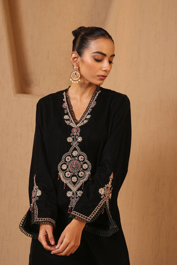 Black Dori Embroidered Kurta with Narrow Pants - Set of 2