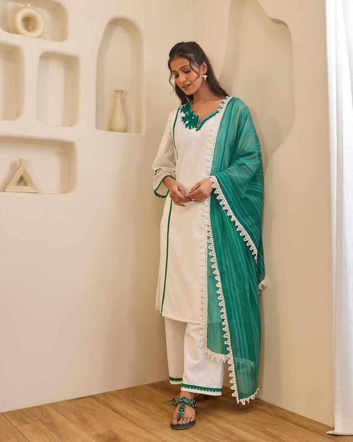 Emerald Rose Embroidered Khaadi Kurta