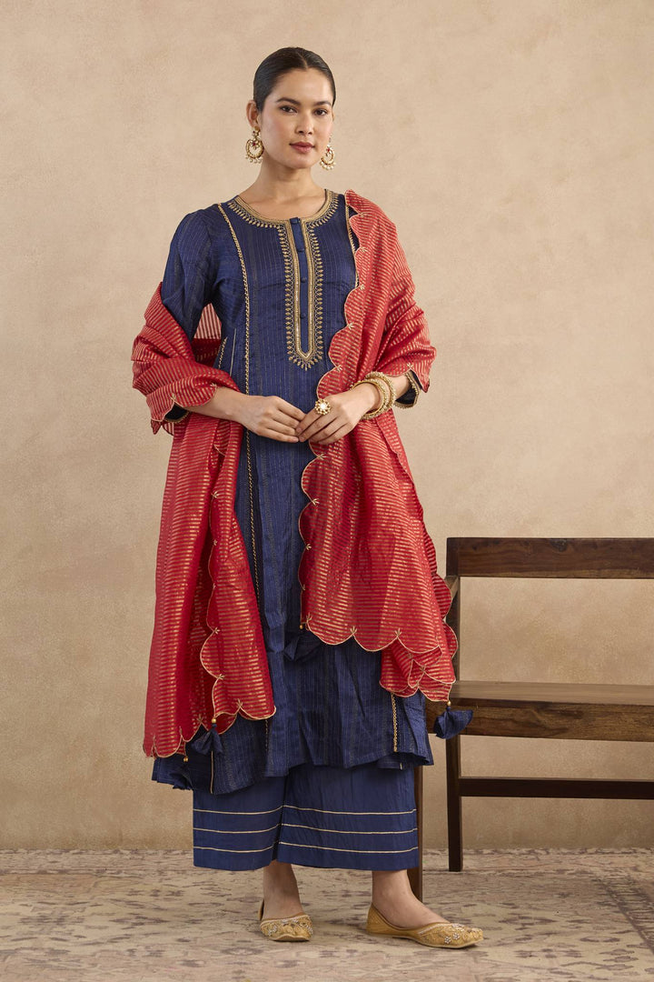 Regal Red Scallop Dupatta