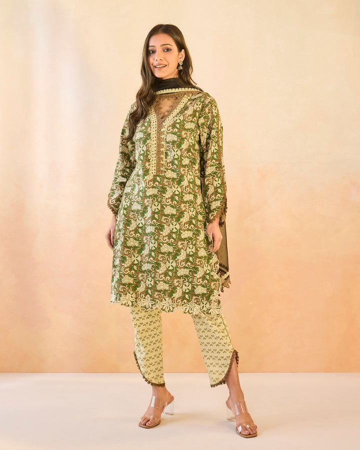 Olive Petal Scallop Kurta with Tulip Pants - Set of 2