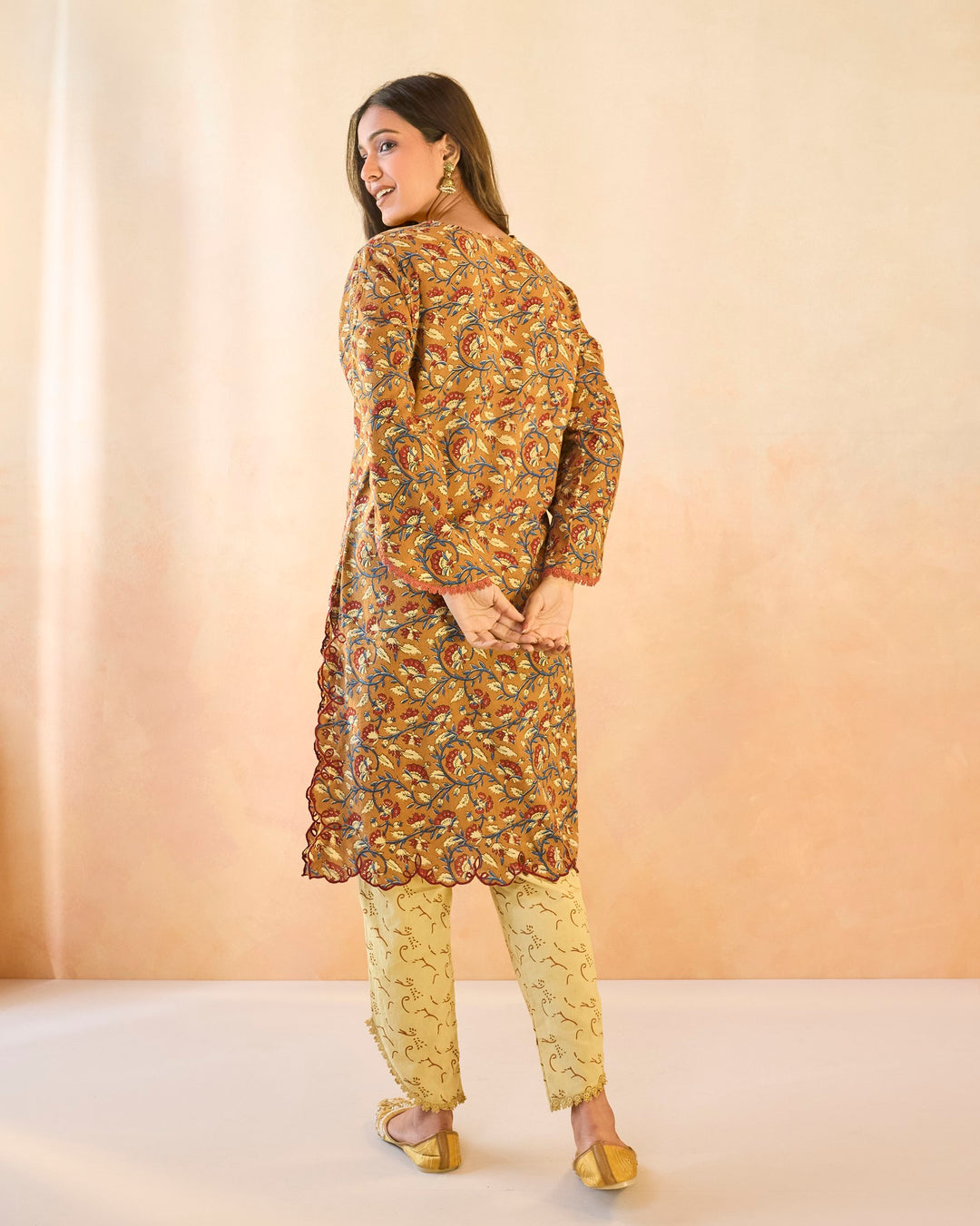 Brown Petal Scallop Kurta with Tulip Pants - Set of 2