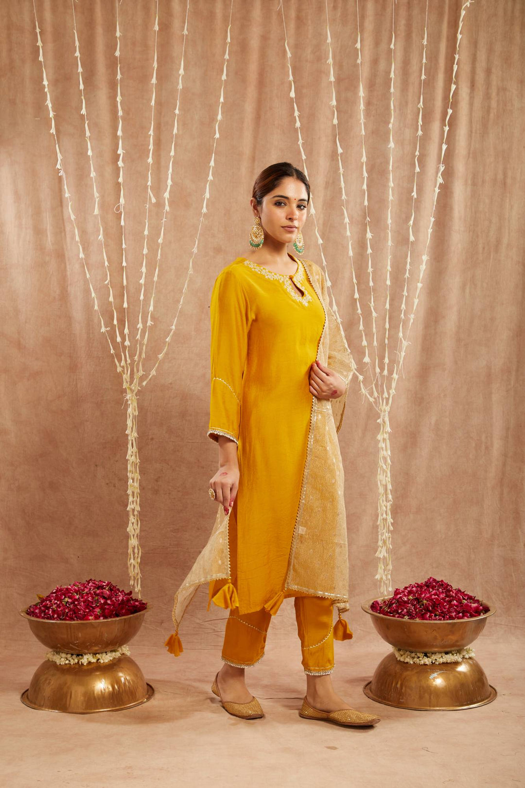 Golden Dori Chanderi Kurta with Narrow Pants and Dupatta - Set of 3