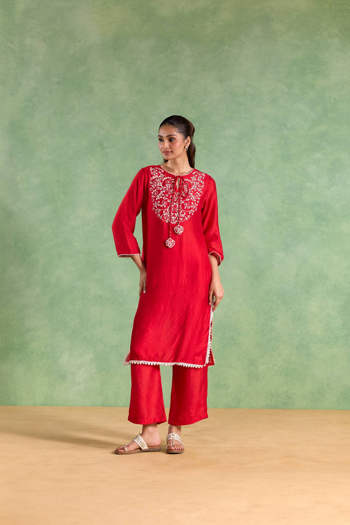 Red Blossom Dori Chanderi Kurta with Straight Pants and Dupatta - Set of 3