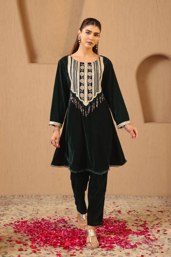 Emerald Petal Beaded Velvet Tunic with Narrow Pants - Set of 2