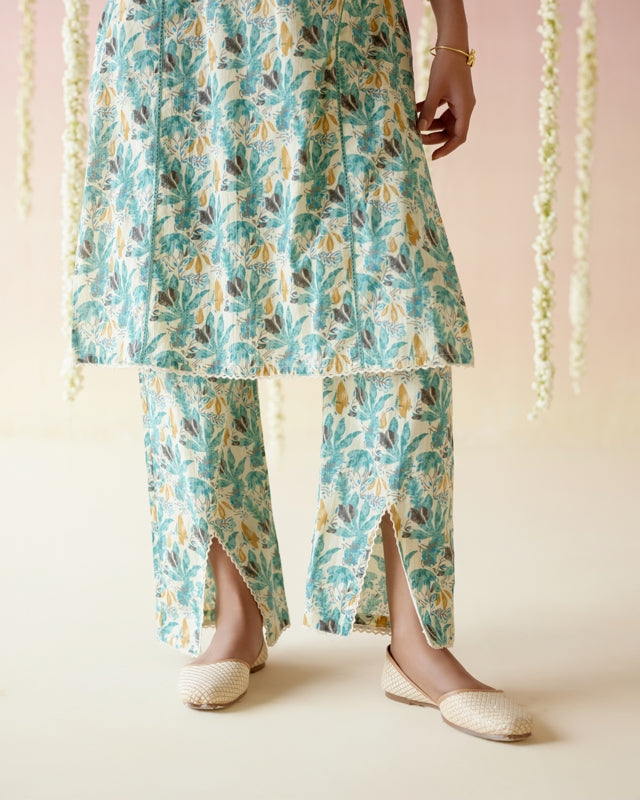 Cremon Blue Floral Kurta with Narrow Pants- Set of 2